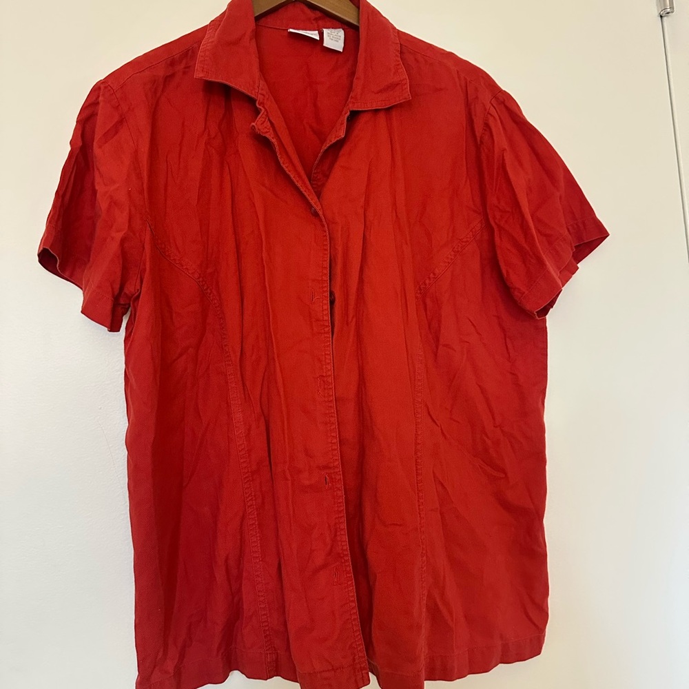 Red bowling short sleeved dusty shirt